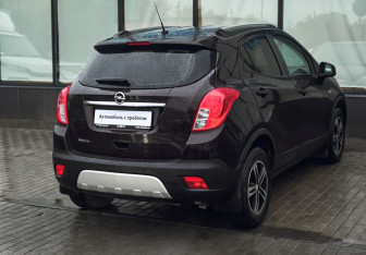 Подержанный автомобиль Opel Mokka 2013 года (5 фото)