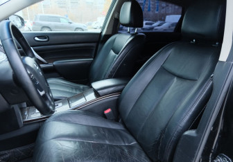 Подержанный автомобиль Nissan Teana 2012 года (15 фото)