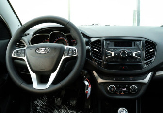 Подержанный автомобиль LADA (ВАЗ) Vesta Wagon 2020 года (10 фото)