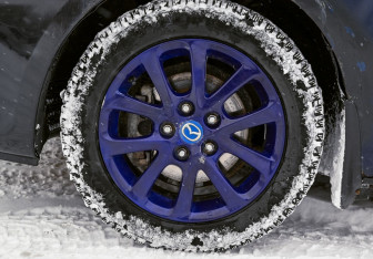 Подержанный автомобиль Mazda 3 Sedan 2008 года (21 фото)