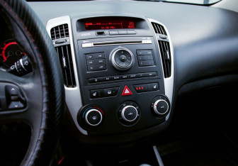 Подержанный автомобиль Kia Ceed Wagon 2011 года (11 фото)