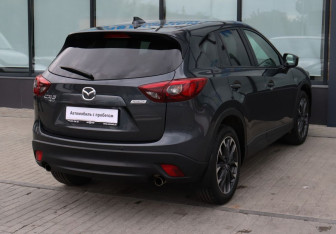 Подержанный автомобиль Mazda CX-5 2016 года (5 фото)
