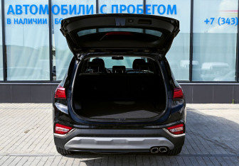 Подержанный автомобиль Hyundai Santa Fe 2018 года (20 фото)