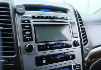 Подержанный автомобиль Hyundai Santa Fe 2010 года (12 фото)