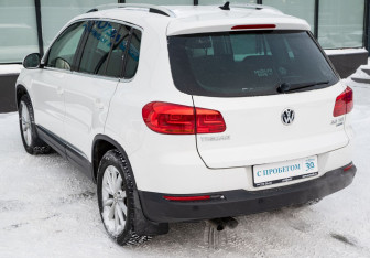 Подержанный автомобиль Volkswagen Tiguan 2013 года (3 фото)