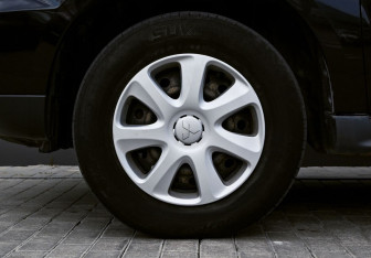 Подержанный автомобиль Mitsubishi Outlander 2011 года (19 фото)