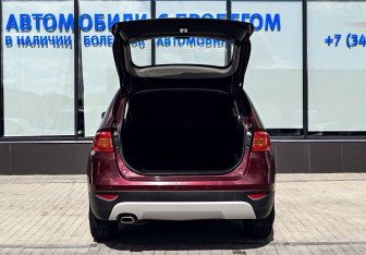 Подержанный автомобиль Brilliance V5 2015 года (21 фото)