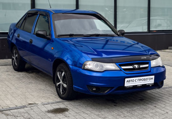 Подержанный автомобиль Daewoo Nexia Sedan 2008 года (7 фото)