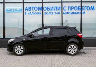 Подержанный автомобиль Kia Rio Hatchback 2013 года (2 фото)