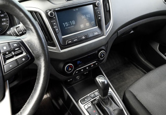 Подержанный автомобиль Hyundai Creta 2021 года (9 фото)