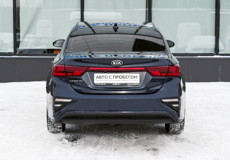 Подержанный автомобиль Kia Cerato Sedan 2021 года (4 фото)