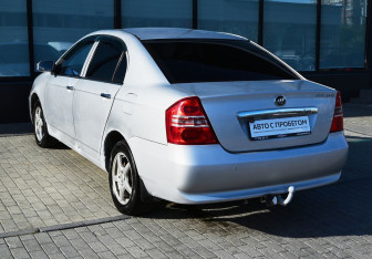 Подержанный автомобиль Lifan Solano 2011 года (3 фото)