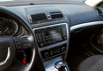 Подержанный автомобиль Skoda Octavia Liftback 2013 года (15 фото)