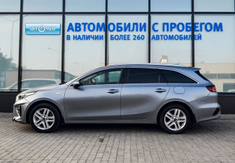 Подержанный автомобиль Kia Ceed Wagon 2019 года (2 фото)