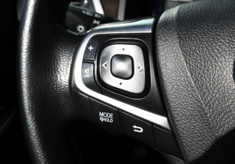 Подержанный автомобиль Toyota Camry Sedan 2015 года (14 фото)