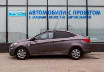 Подержанный автомобиль Hyundai Solaris Sedan 2011 года (2 фото)