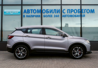 Подержанный автомобиль Geely Coolray 2023 года (6 фото)
