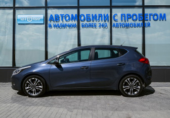 Подержанный автомобиль Kia Ceed Hatchback 2014 года (2 фото)
