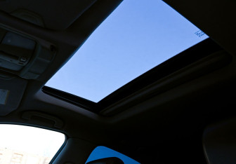 Подержанный автомобиль Infiniti FX 2010 года (17 фото)