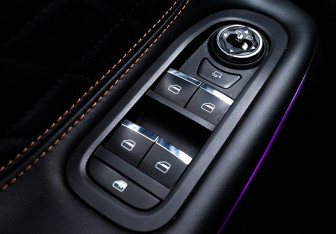 Подержанный автомобиль Exeed TXL 2022 года (12 фото)