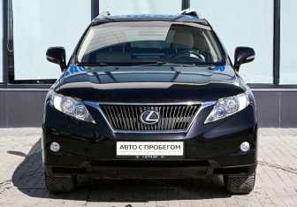 Подержанный автомобиль Lexus RX 2011 года (8 фото)