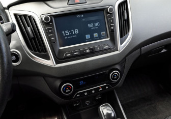 Подержанный автомобиль Hyundai Creta 2021 года (10 фото)