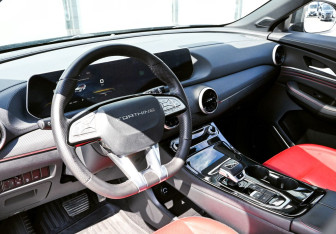 Подержанный автомобиль Forthing T5 EVO 2021 года (15 фото)