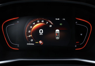 Подержанный автомобиль Geely Coolray 2023 года (15 фото)