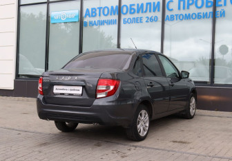Подержанный автомобиль LADA (ВАЗ) Granta Sedan 2021 года (5 фото)