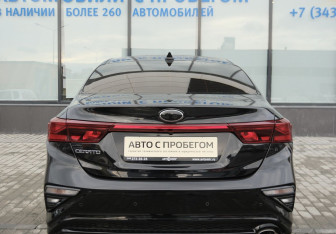 Подержанный автомобиль Kia Cerato Sedan 2021 года (4 фото)