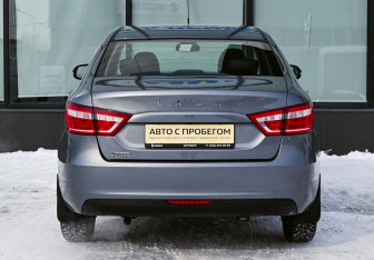 Подержанный автомобиль LADA (ВАЗ) Vesta Sedan 2021 года (4 фото)