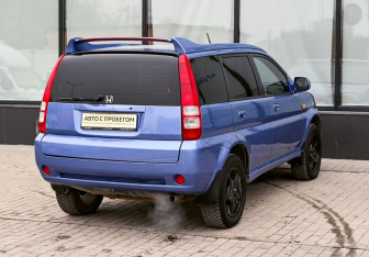 Подержанный автомобиль Honda HR-V 2002 года (5 фото)