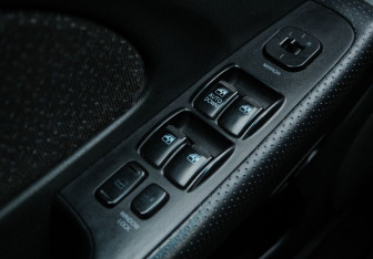 Подержанный автомобиль Hyundai Sonata 2008 года (11 фото)