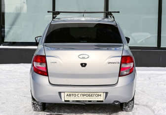 Подержанный автомобиль LADA (ВАЗ) Granta Sedan 2017 года (4 фото)