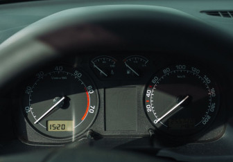 Подержанный автомобиль Skoda Octavia Liftback 2010 года (15 фото)