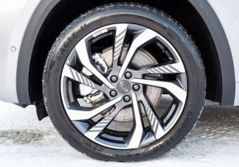 Новый Geely Monjaro 2025 (22 фото)