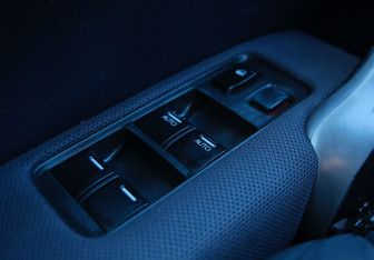 Подержанный автомобиль Honda CR-V 2008 года (11 фото)