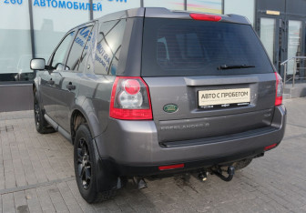 Подержанный автомобиль Land Rover Freelander 2009 года (3 фото)