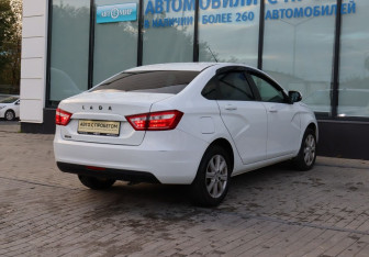 Подержанный автомобиль LADA (ВАЗ) Vesta Sedan 2021 года (5 фото)