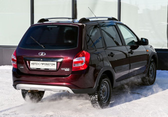 Подержанный автомобиль LADA (ВАЗ) Kalina Wagon 2016 года (5 фото)