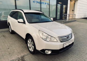 Подержанный автомобиль Subaru Outback Wagon 2011 года (6 фото)