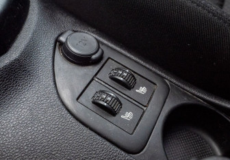 Подержанный автомобиль Peugeot 408 2014 года (16 фото)