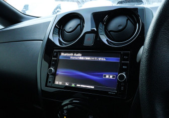 Подержанный автомобиль Nissan Note 2019 года (12 фото)