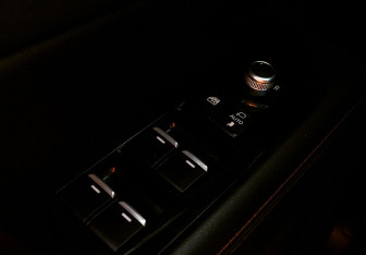Подержанный автомобиль Mazda CX-5 2021 года (12 фото)