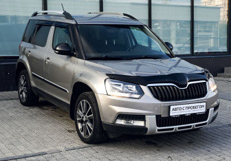 Подержанный автомобиль Skoda Yeti 2017 года (7 фото)