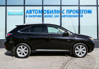 Подержанный автомобиль Lexus RX 2011 года (6 фото)