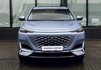 Подержанный автомобиль Changan UNI-K 2023 года (8 фото)