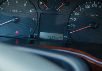 Подержанный автомобиль Hyundai Sonata 2006 года (16 фото)