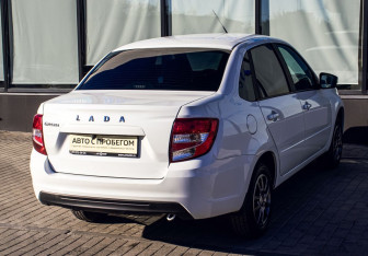 Подержанный автомобиль LADA (ВАЗ) Granta Sedan 2024 года (5 фото)