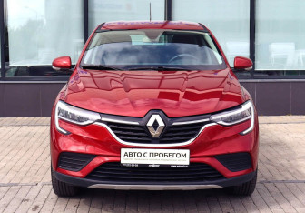 Подержанный автомобиль Renault Arkana 2021 года (8 фото)